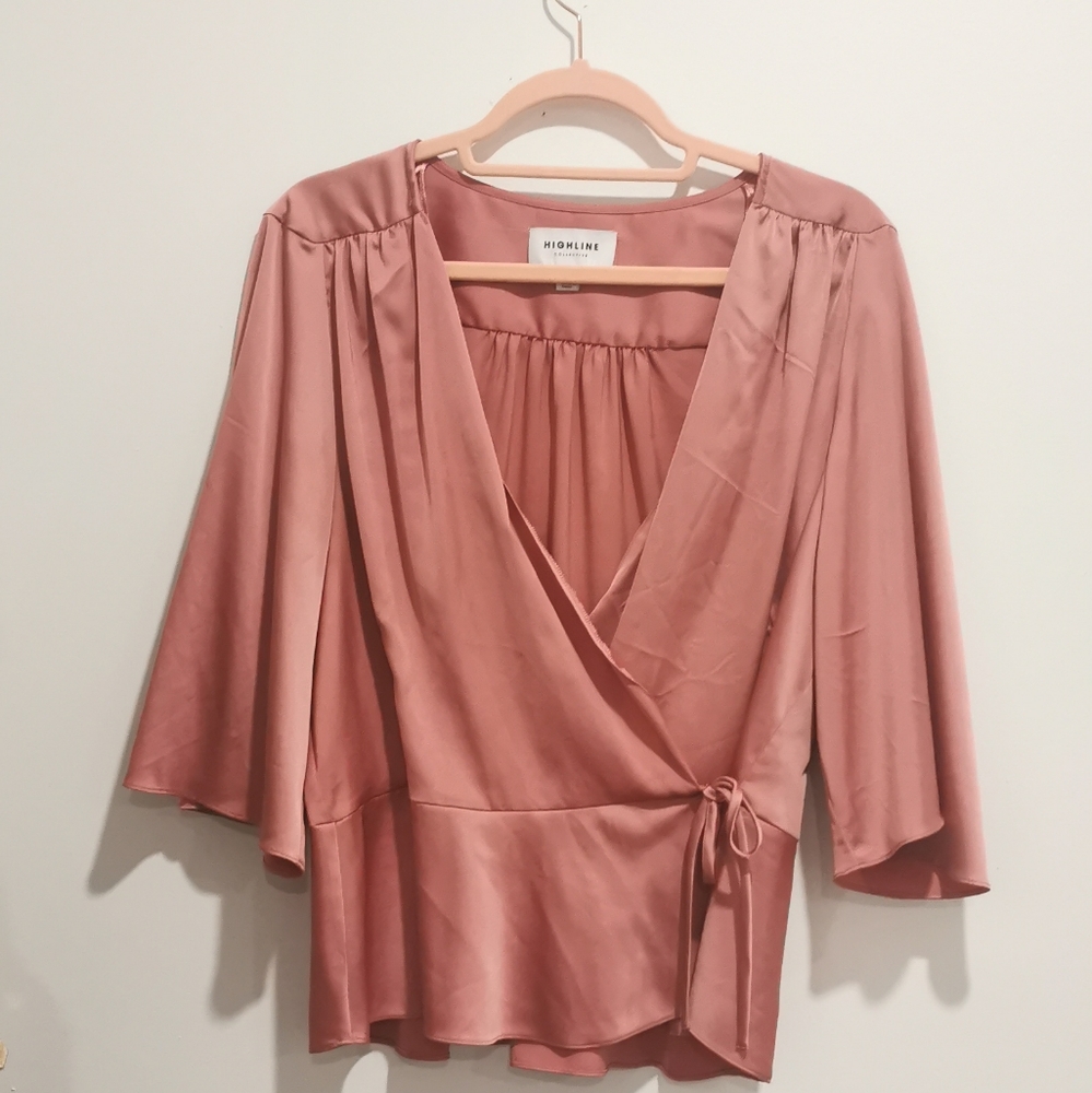🌸 Blush Pink Wrap Top 🌸